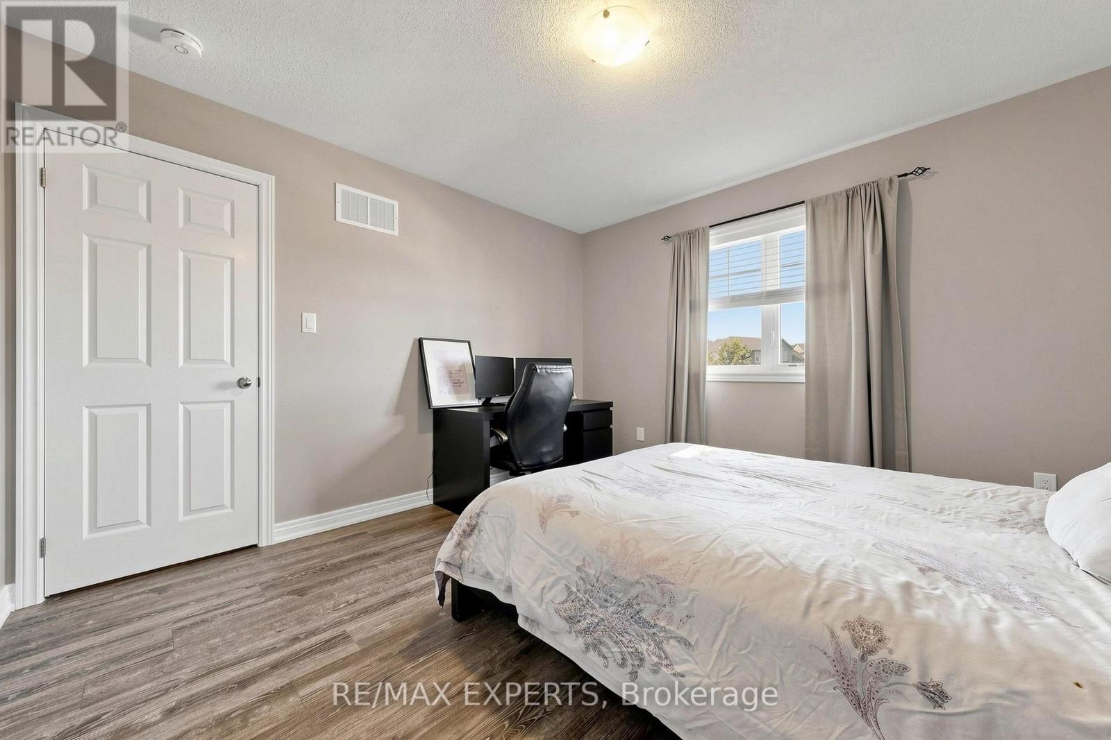 1303 Bardeau Street, Innisfil (Lefroy), Ontario  L0L 1W0 - Photo 15 - N13858410