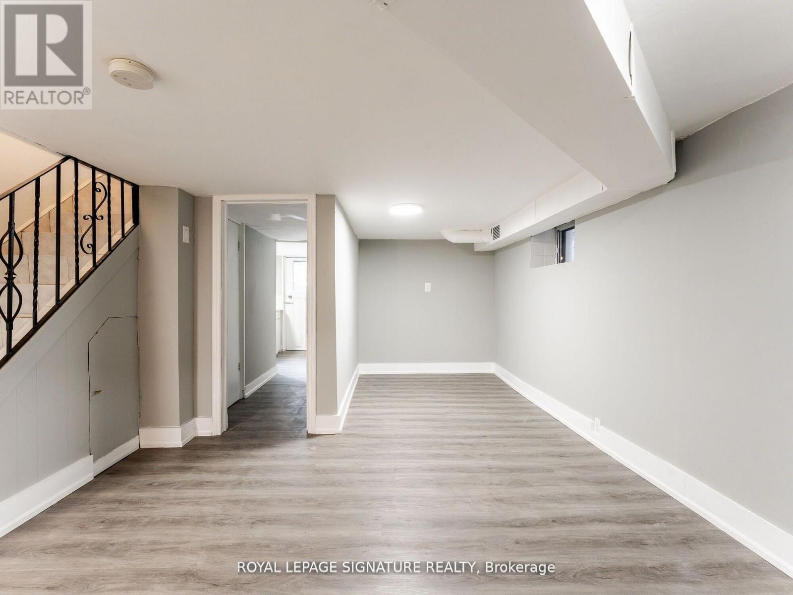 1070 Shaw Street, Toronto (Dovercourt-Wallace Emerson-Junction), Ontario  M6G 3N5 - Photo 12 - W13858386