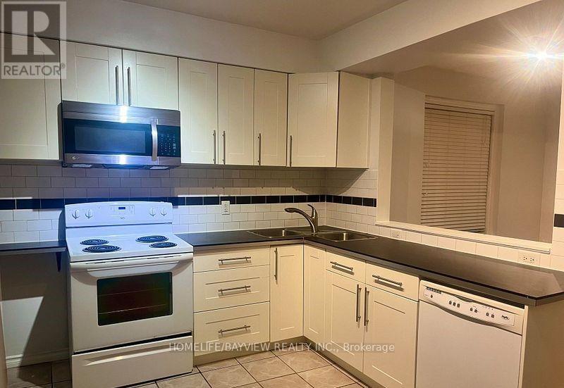 37 Sellers (Main Floor) Avenue, Toronto, Ontario  M6E 3T4 - Photo 3 - W13858472