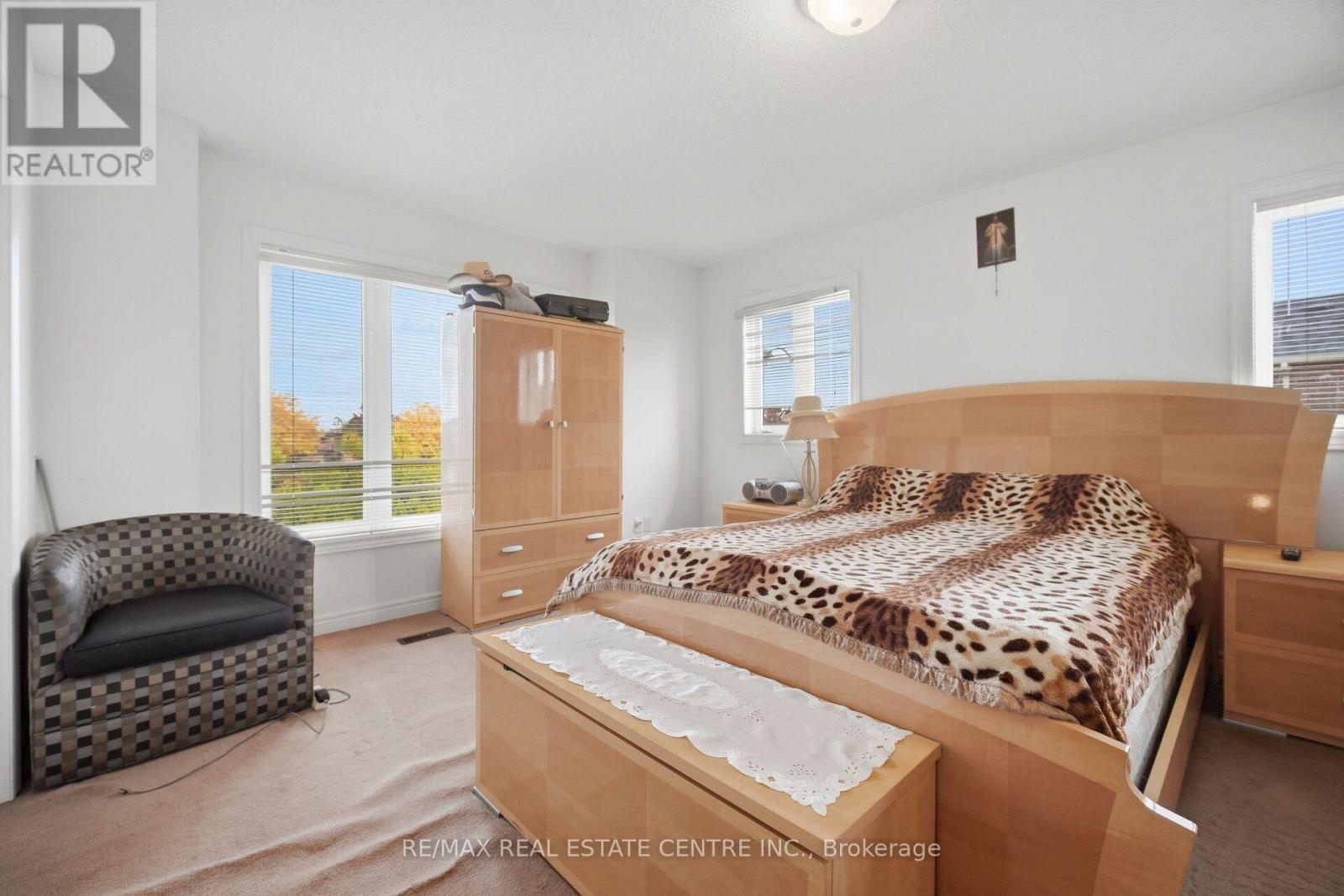 65 Connolly Crescent, Brampton, Ontario  L6R 0G8 - Photo 24 - W13858492