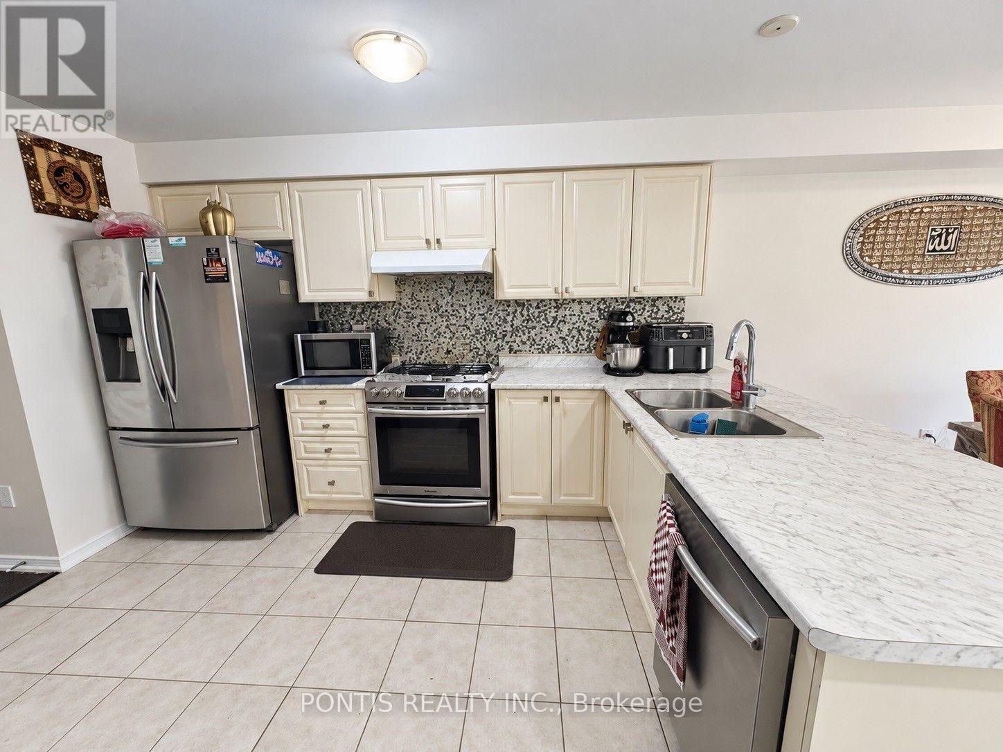 86 Munro Circle, Brantford, Ontario  N3T 0R5 - Photo 19 - X13858436