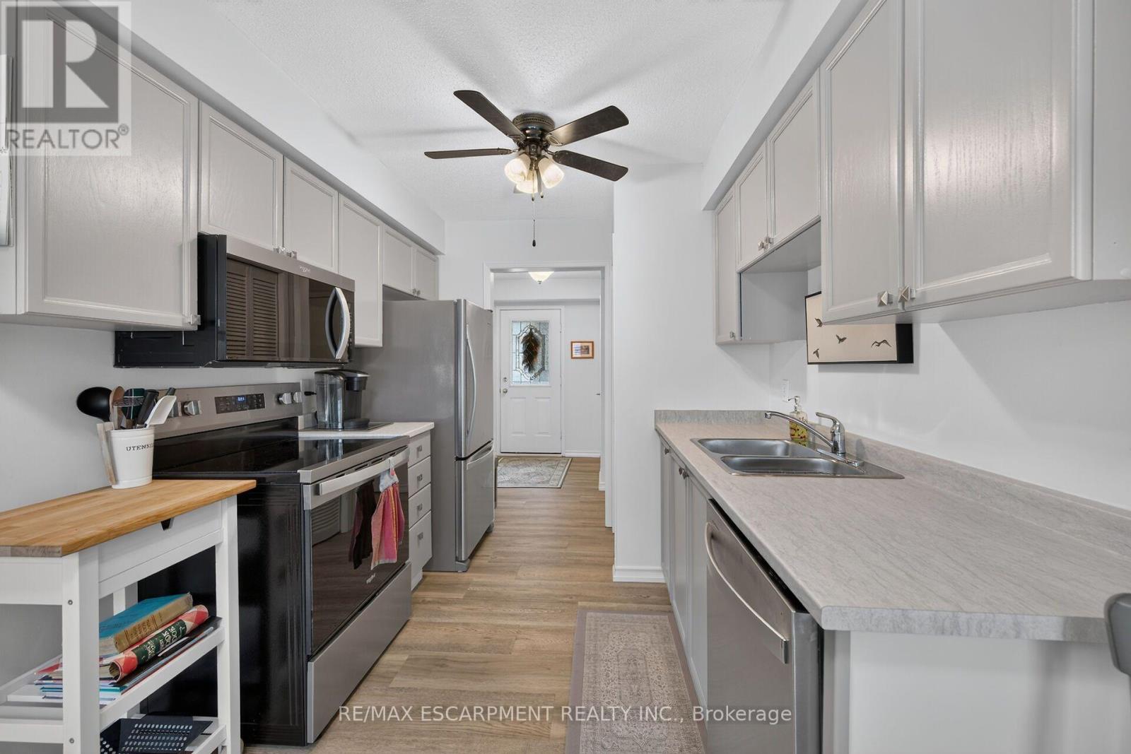 376 Silverbirch Boulevard, Hamilton, Ontario  L0R 1W0 - Photo 15 - X13851674