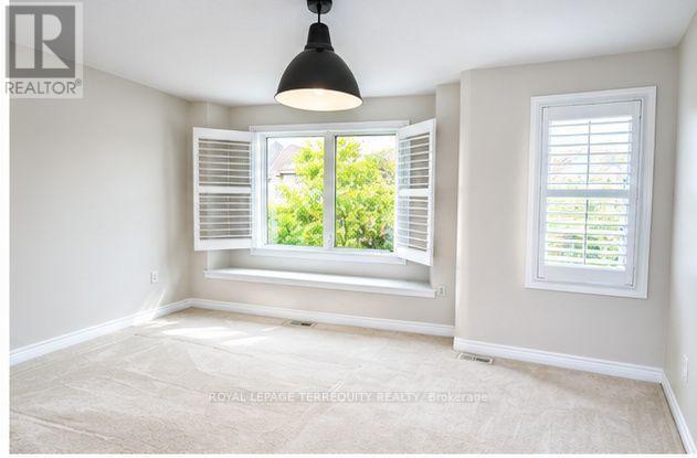 Upper - 19 De Jong Street, Toronto, Ontario  M1P 0C1 - Photo 16 - E13841614
