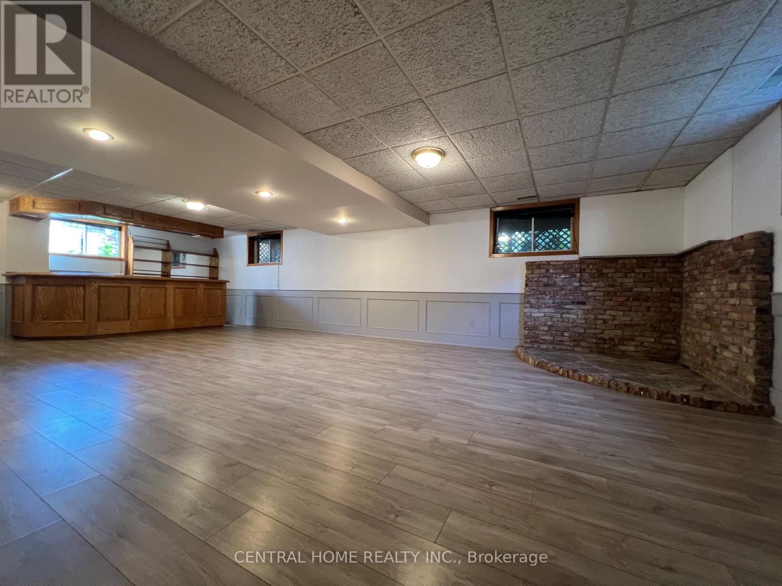 Lower - 299 Lakeview Boulevard, Georgina, Ontario  L4P 2Y6 - Photo 3 - N13858008
