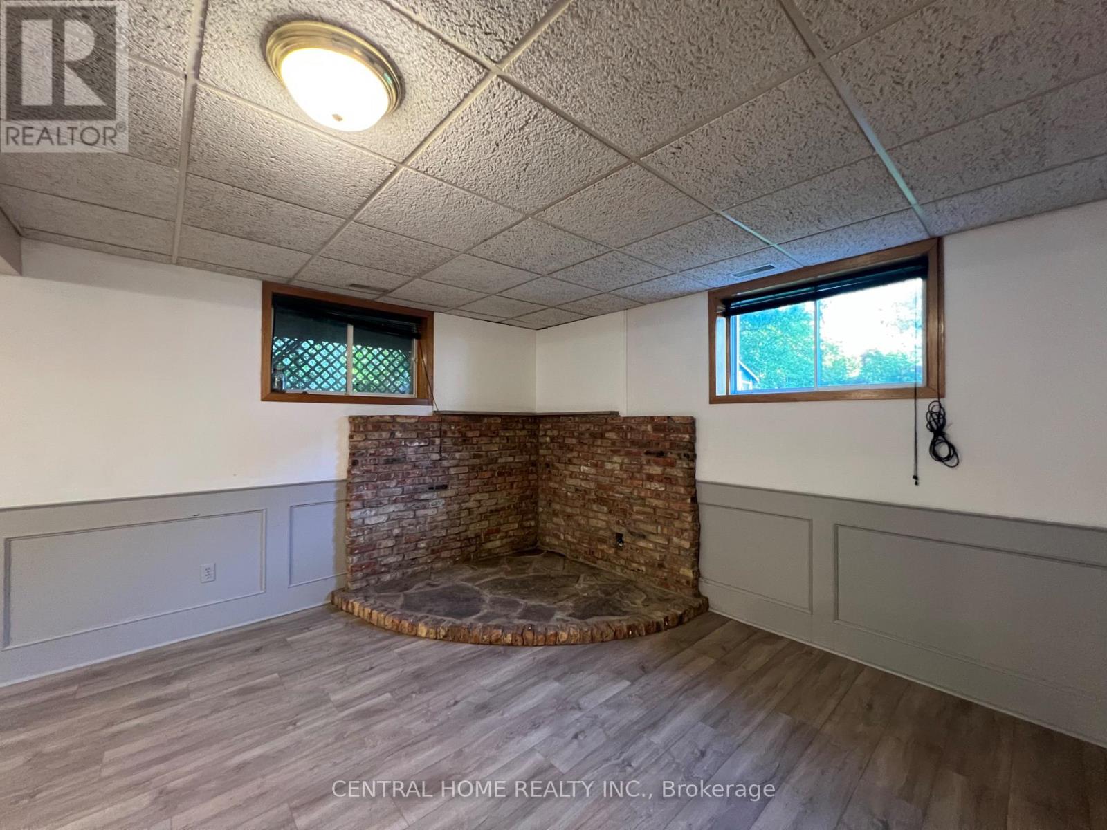 Lower - 299 Lakeview Boulevard, Georgina, Ontario  L4P 2Y6 - Photo 5 - N13858008