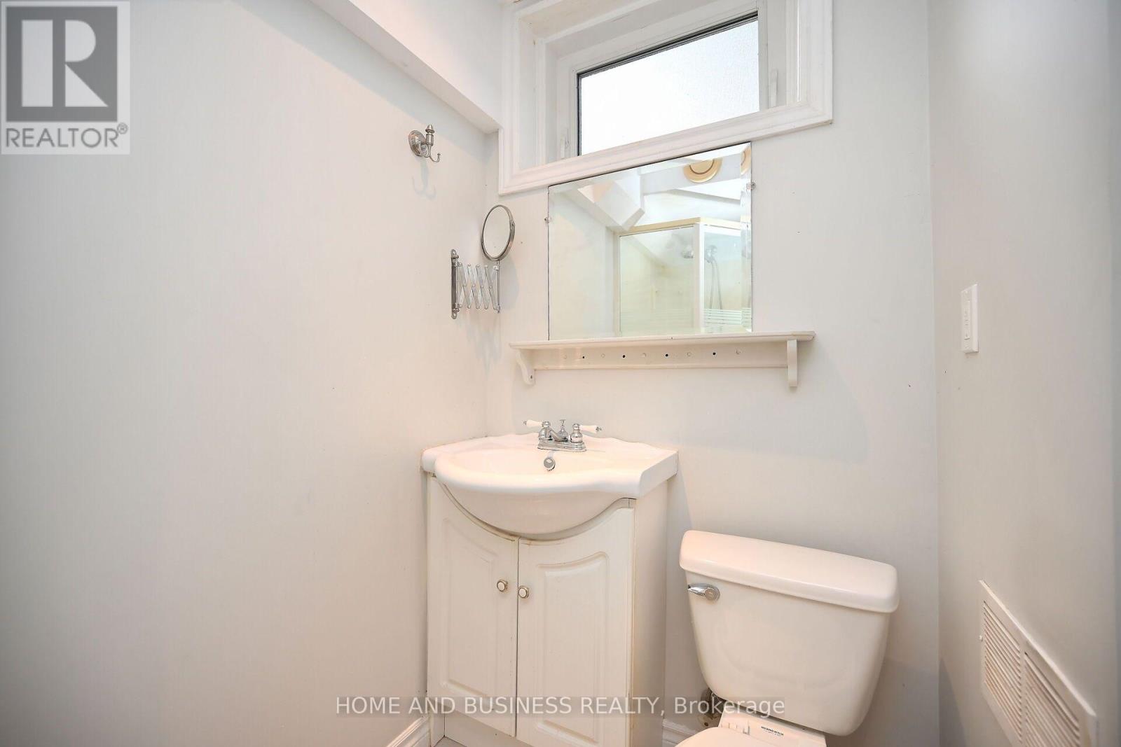3668 The Credit Woodlands Road, Mississauga, Ontario  L5C 2K9 - Photo 41 - W13857322