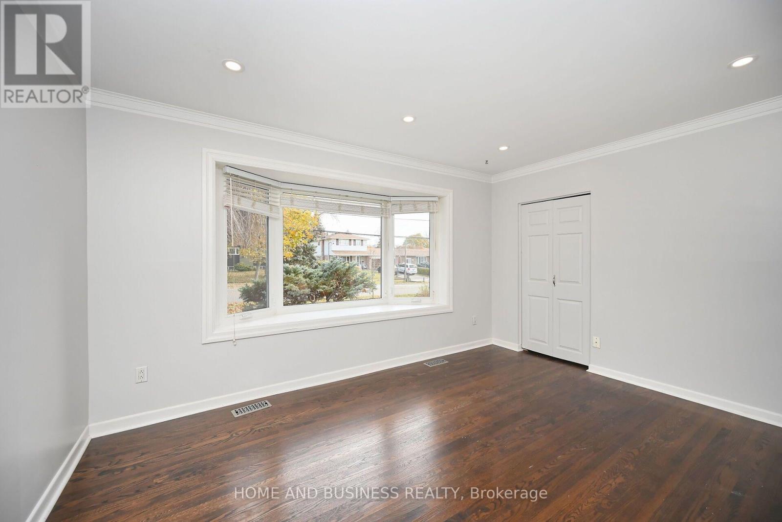 3668 The Credit Woodlands Road, Mississauga, Ontario  L5C 2K9 - Photo 16 - W13857322