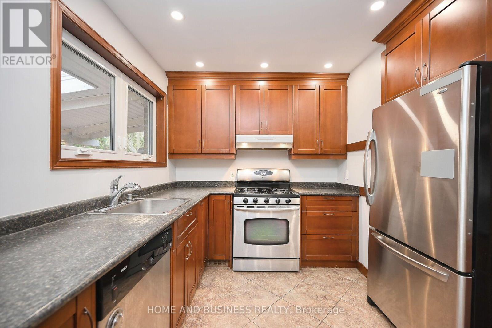 3668 The Credit Woodlands Road, Mississauga, Ontario  L5C 2K9 - Photo 24 - W13857322