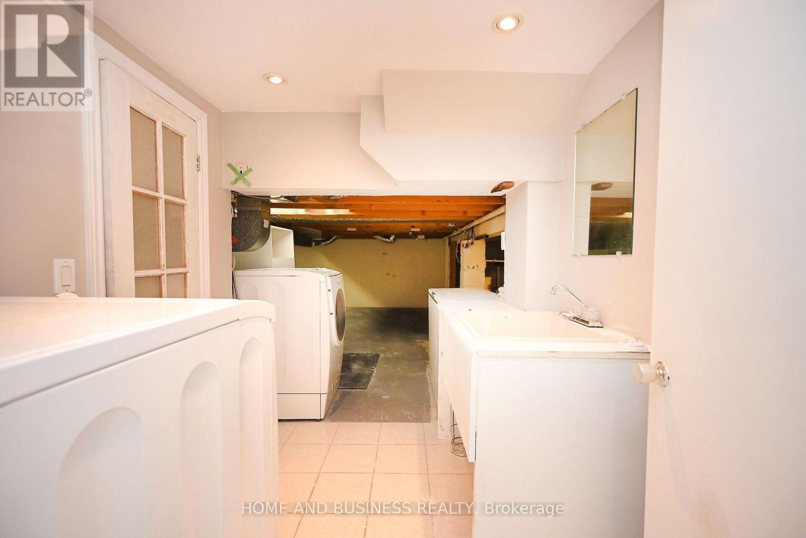 3668 The Credit Woodlands Road, Mississauga, Ontario  L5C 2K9 - Photo 40 - W13857322
