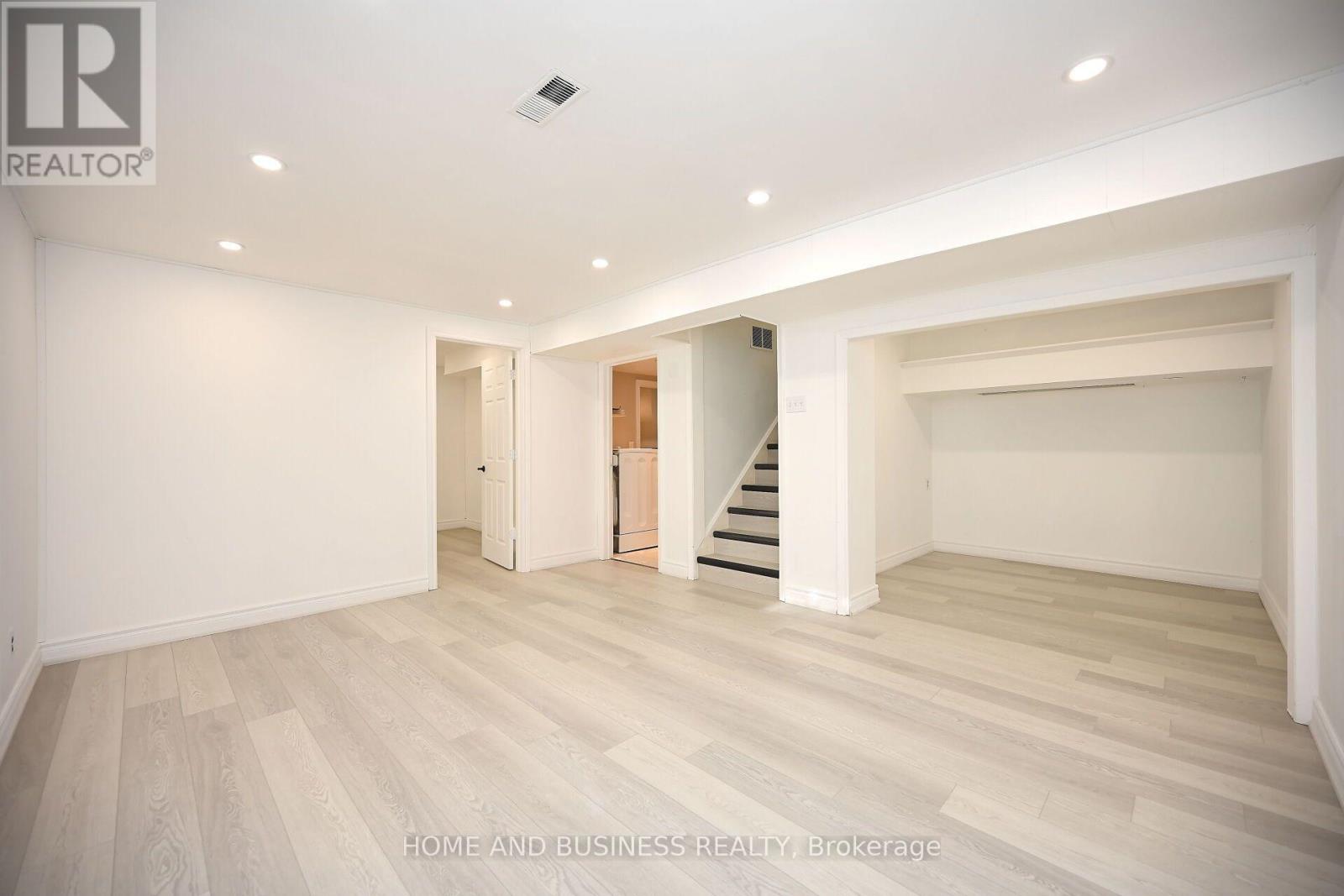 3668 The Credit Woodlands Road, Mississauga, Ontario  L5C 2K9 - Photo 34 - W13857322