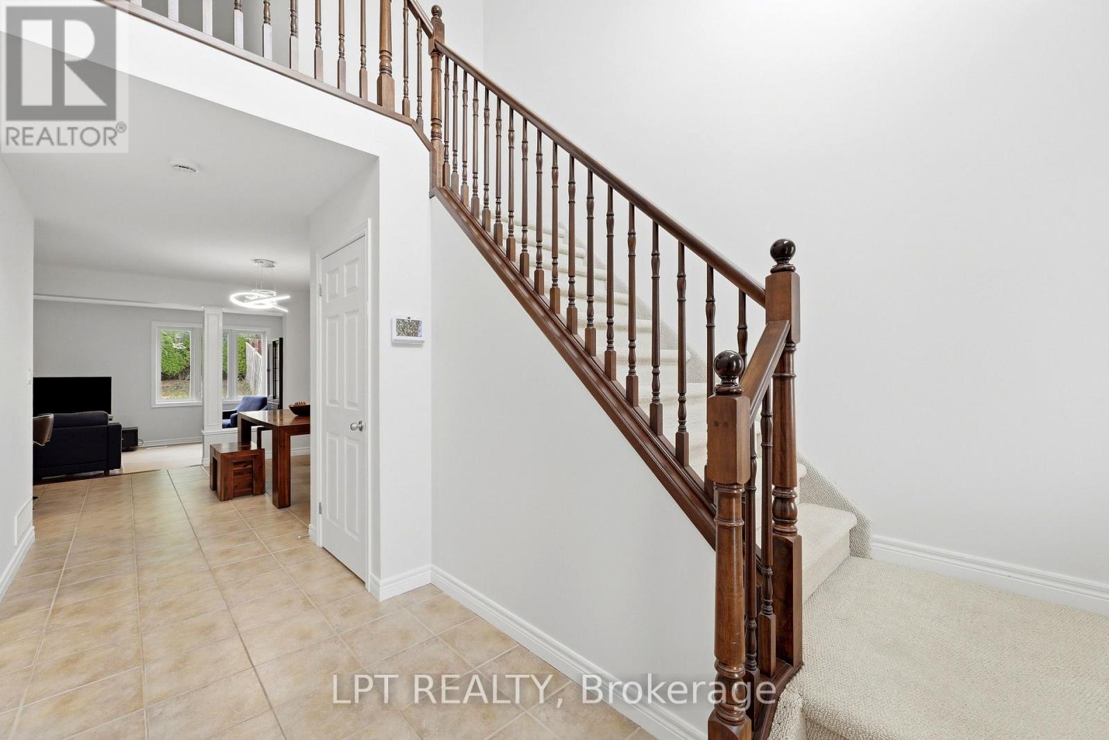 903 Bradshaw Crescent, London North, Ontario  N5X 0B6 - Photo 6 - X13858516