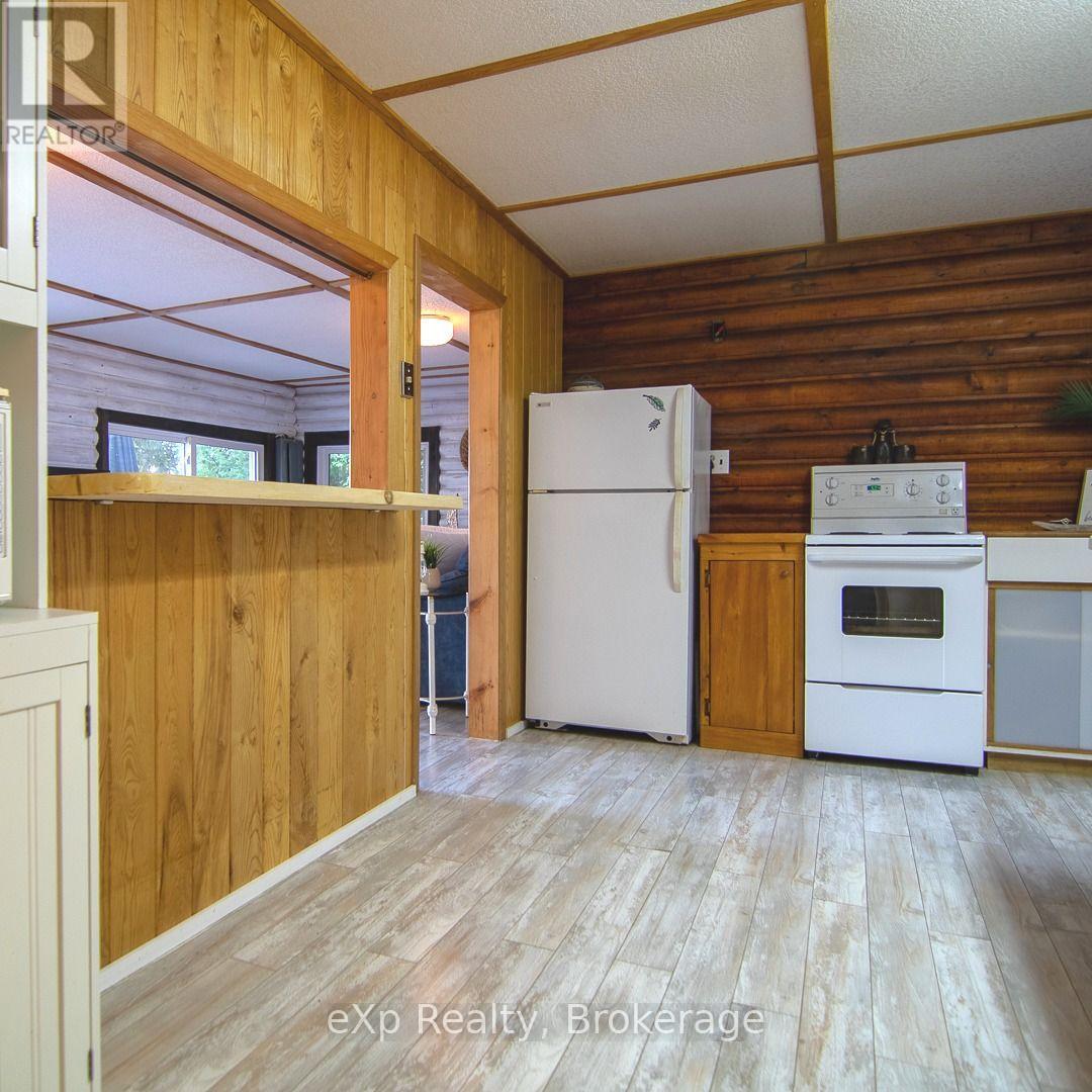 299 Mallory Beach Road, South Bruce Peninsula, Ontario  N0H 2T0 - Photo 10 - X13858500