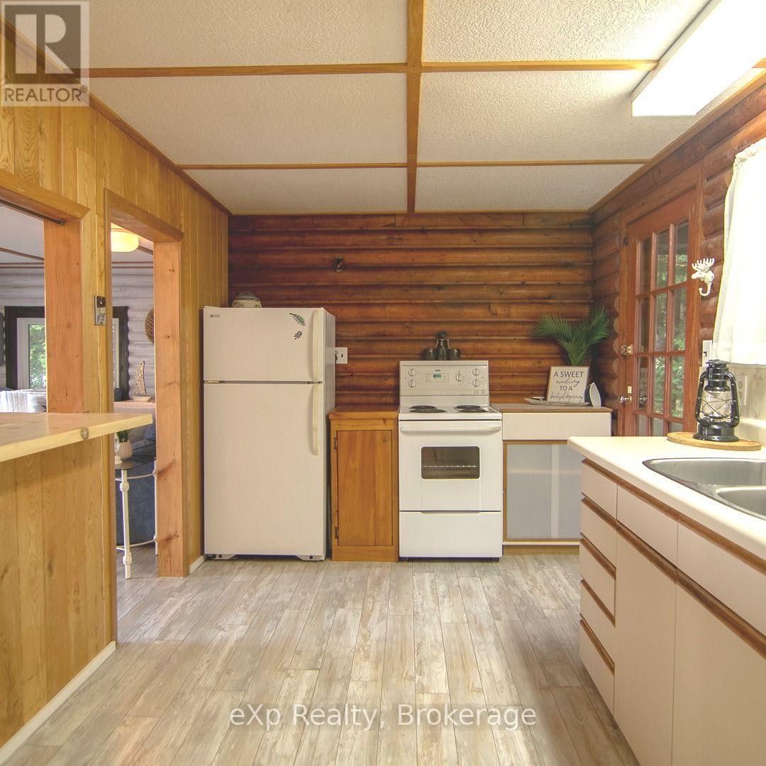 299 Mallory Beach Road, South Bruce Peninsula, Ontario  N0H 2T0 - Photo 12 - X13858500
