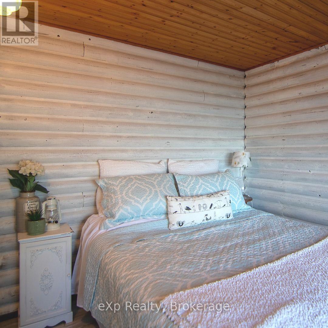 299 Mallory Beach Road, South Bruce Peninsula, Ontario  N0H 2T0 - Photo 15 - X13858500