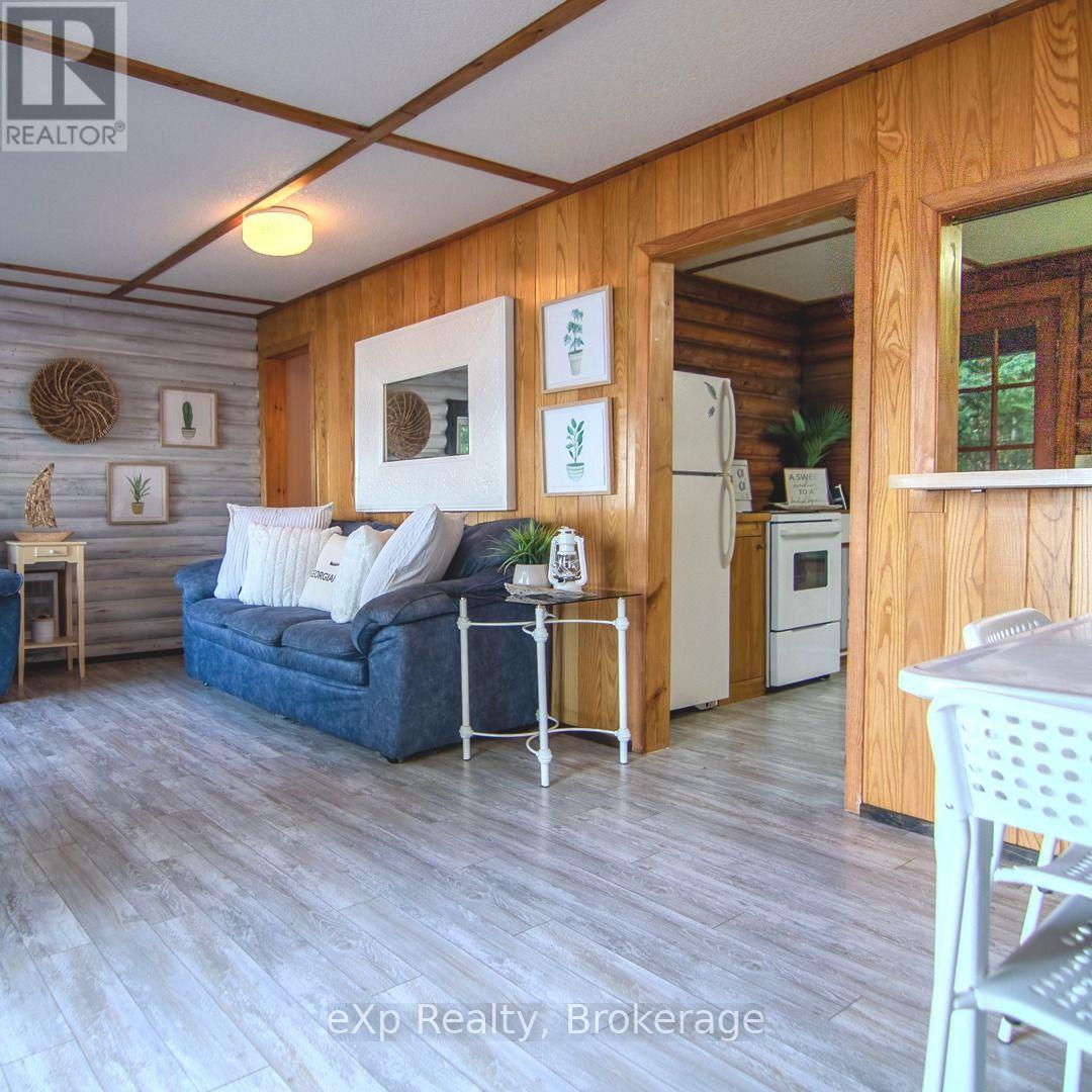 299 Mallory Beach Road, South Bruce Peninsula, Ontario  N0H 2T0 - Photo 4 - X13858500