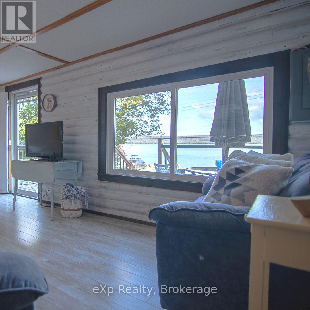 299 Mallory Beach Road, South Bruce Peninsula, Ontario  N0H 2T0 - Photo 6 - X13858500