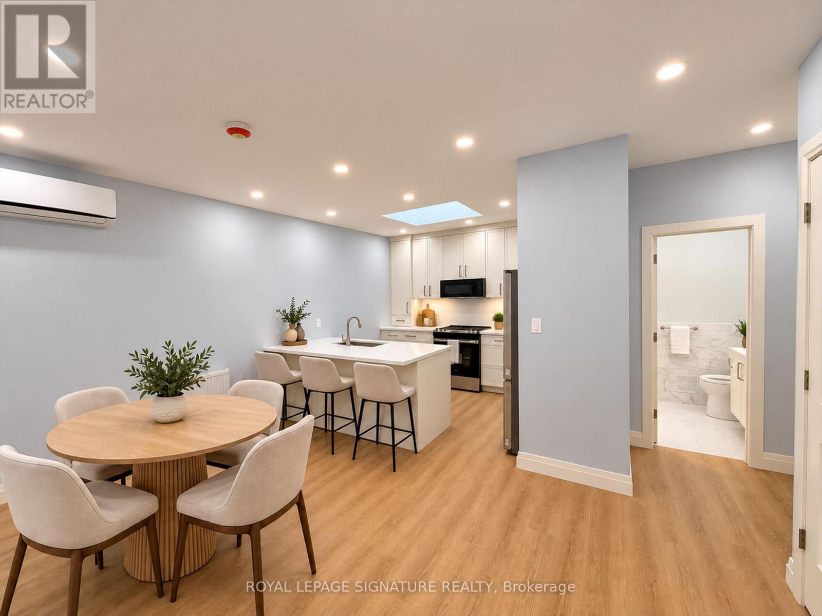 1 - 1727a Bayview Avenue, Toronto (Leaside), Ontario  M4G 3C1 - Photo 10 - C13858502