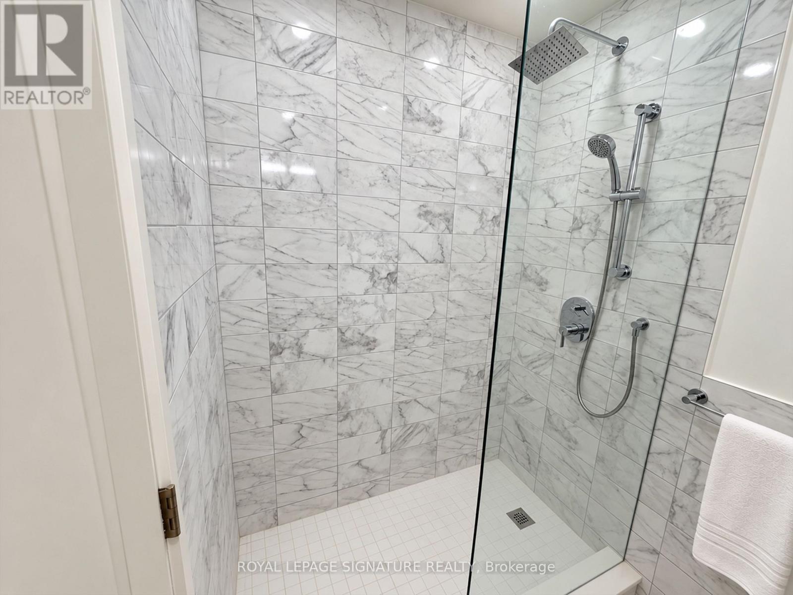 1 - 1727a Bayview Avenue, Toronto (Leaside), Ontario  M4G 3C1 - Photo 12 - C13858502