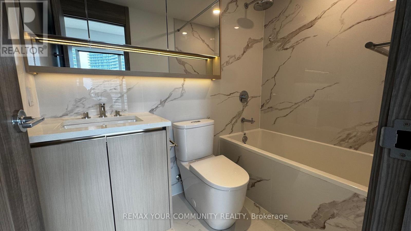 2015 - 18 Esther Shrine Boulevard, Toronto (Bayview Village), Ontario  M2K 0J7 - Photo 13 - C13858512