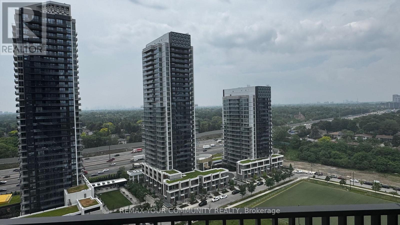 2015 - 18 Esther Shrine Boulevard, Toronto (Bayview Village), Ontario  M2K 0J7 - Photo 18 - C13858512