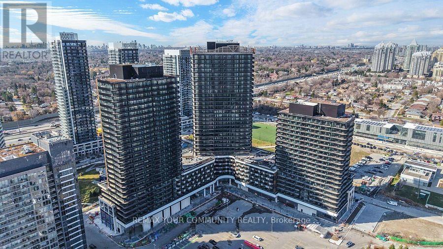 2015 - 18 Esther Shrine Boulevard, Toronto (Bayview Village), Ontario  M2K 0J7 - Photo 2 - C13858512
