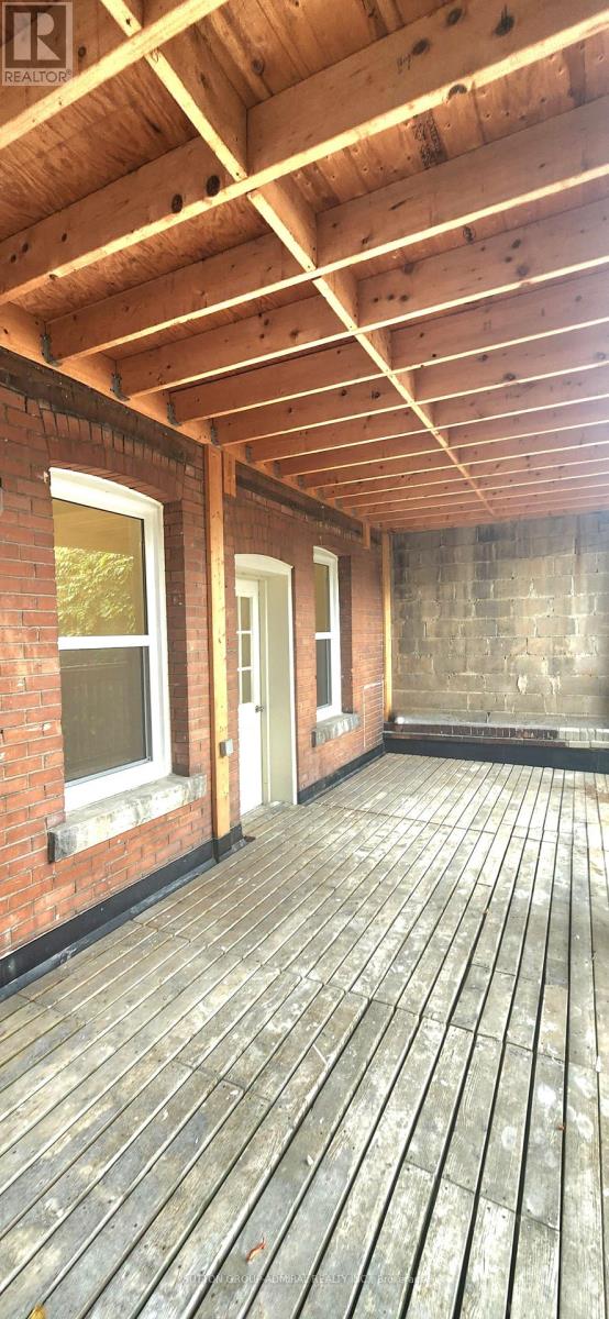 1b - 2nd Floor - 1030 St Clair Avenue, Toronto, Ontario  M6E 1A4 - Photo 9 - C13858522