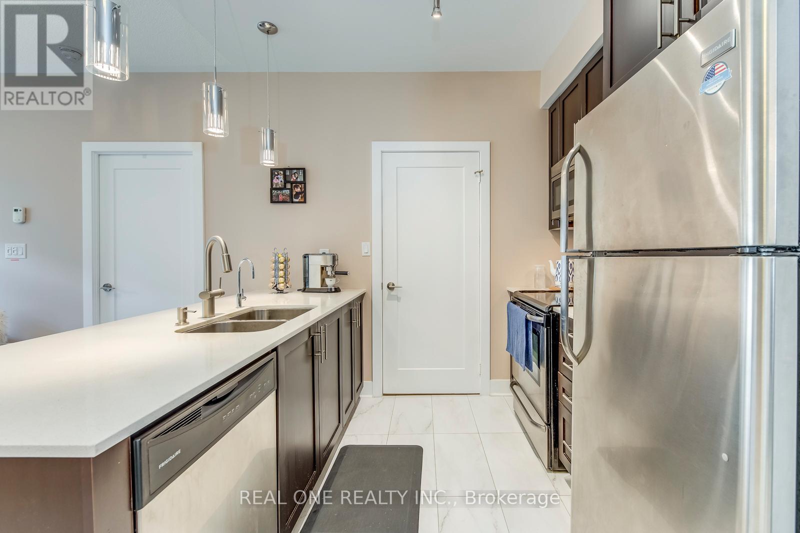 339 - 28 Prince Regent Street, Markham, Ontario  L6C 0V5 - Photo 5 - N13858536