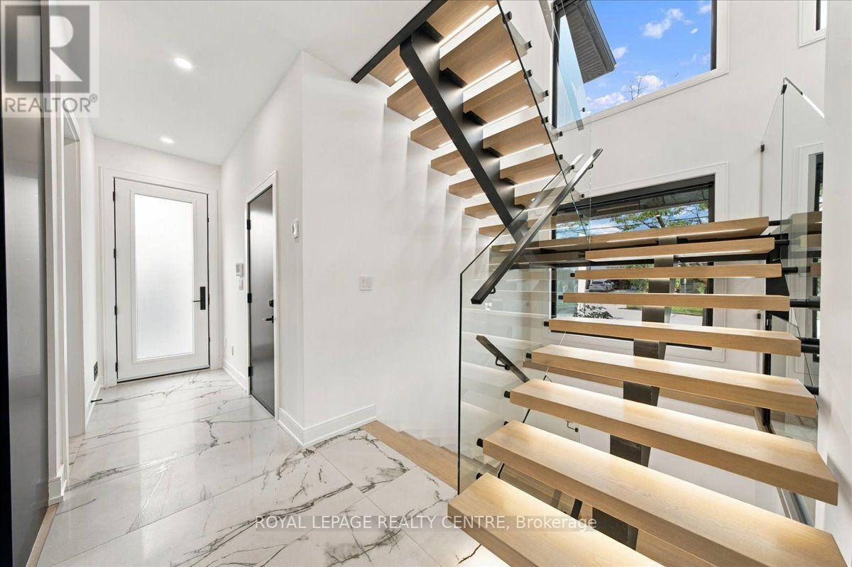 116 Elmcrest Road, Toronto, Ontario  M9C 3R9 - Photo 16 - W13858510