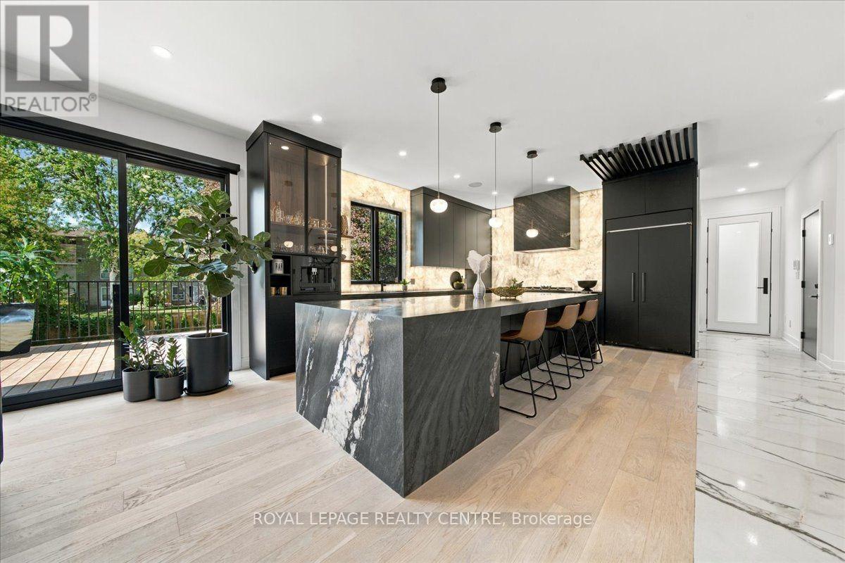 116 Elmcrest Road, Toronto, Ontario  M9C 3R9 - Photo 5 - W13858510
