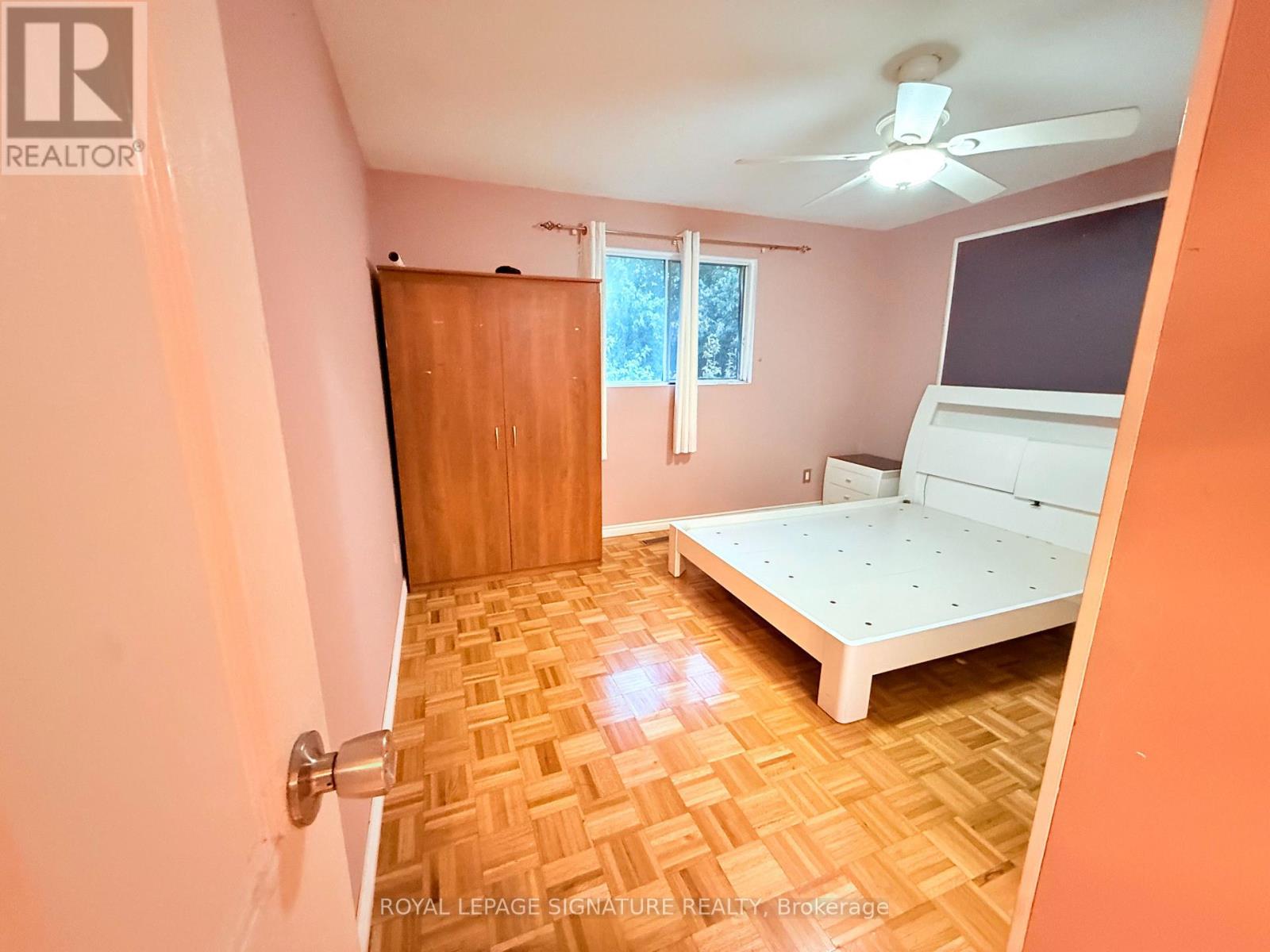 32 Madison Street, Brampton, Ontario  L6S 3C5 - Photo 11 - W13858514