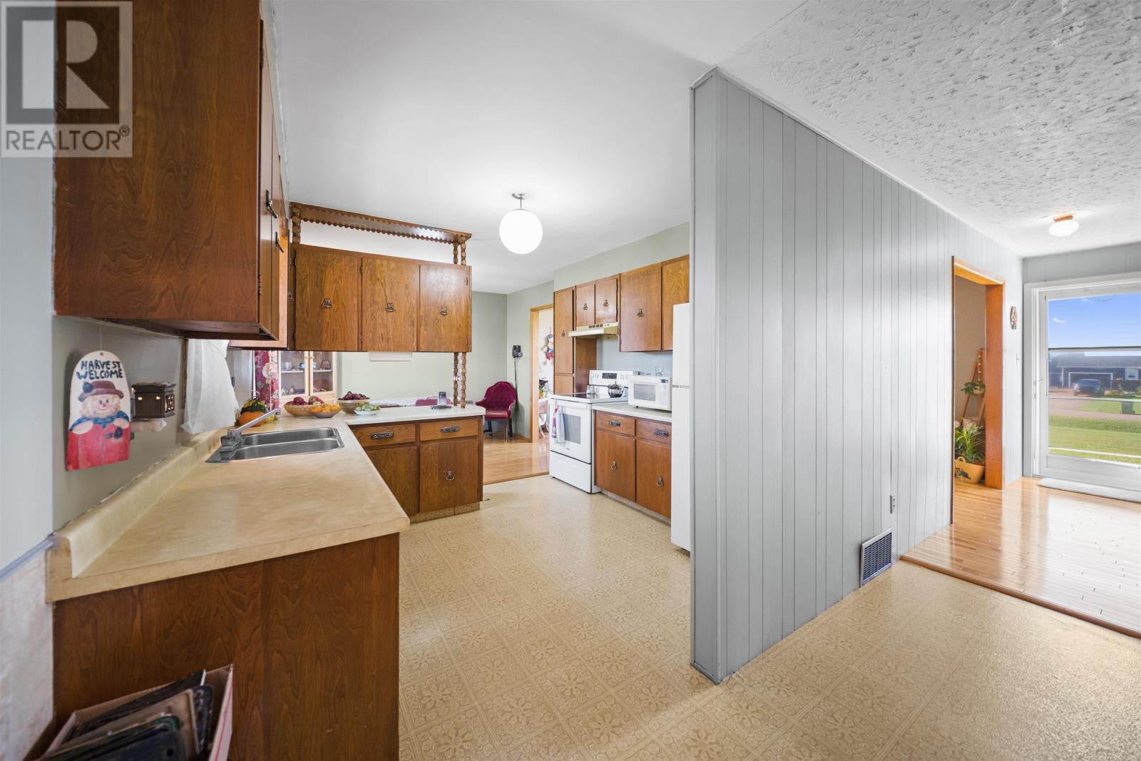 12122 Rte 14, Pleasant View, Prince Edward Island  C0B 1Z0 - Photo 6 - 202625044