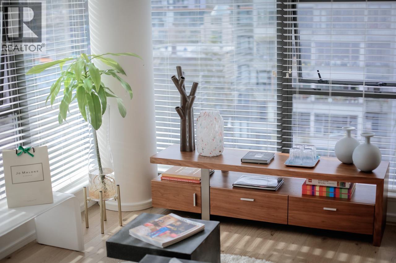 1001 1723 Alberni Street, Vancouver, British Columbia  V6G 3G9 - Photo 2 - R3098704