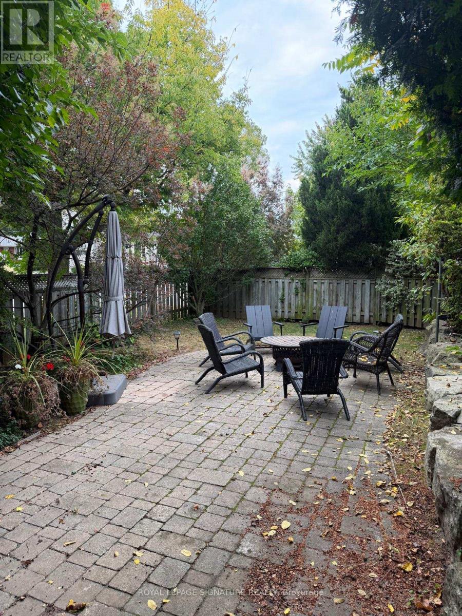 1207 Wood Place, Oakville, Ontario  L6L 2R4 - Photo 19 - W13824780