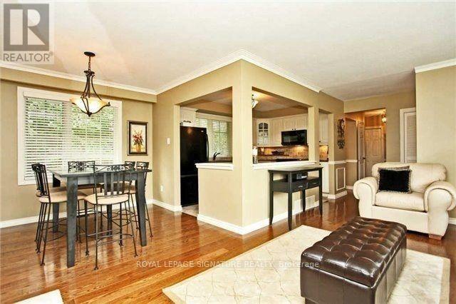 1207 Wood Place, Oakville, Ontario  L6L 2R4 - Photo 8 - W13824780