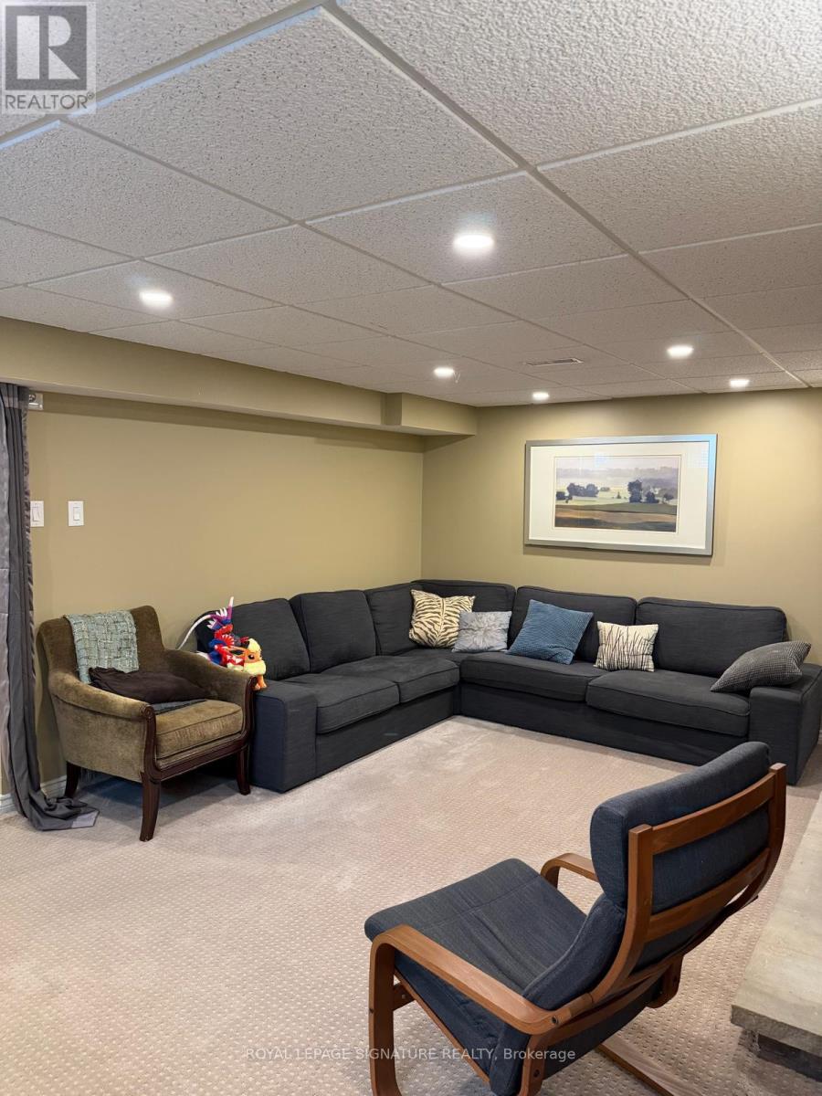 1207 Wood Place, Oakville, Ontario  L6L 2R4 - Photo 15 - W13824780