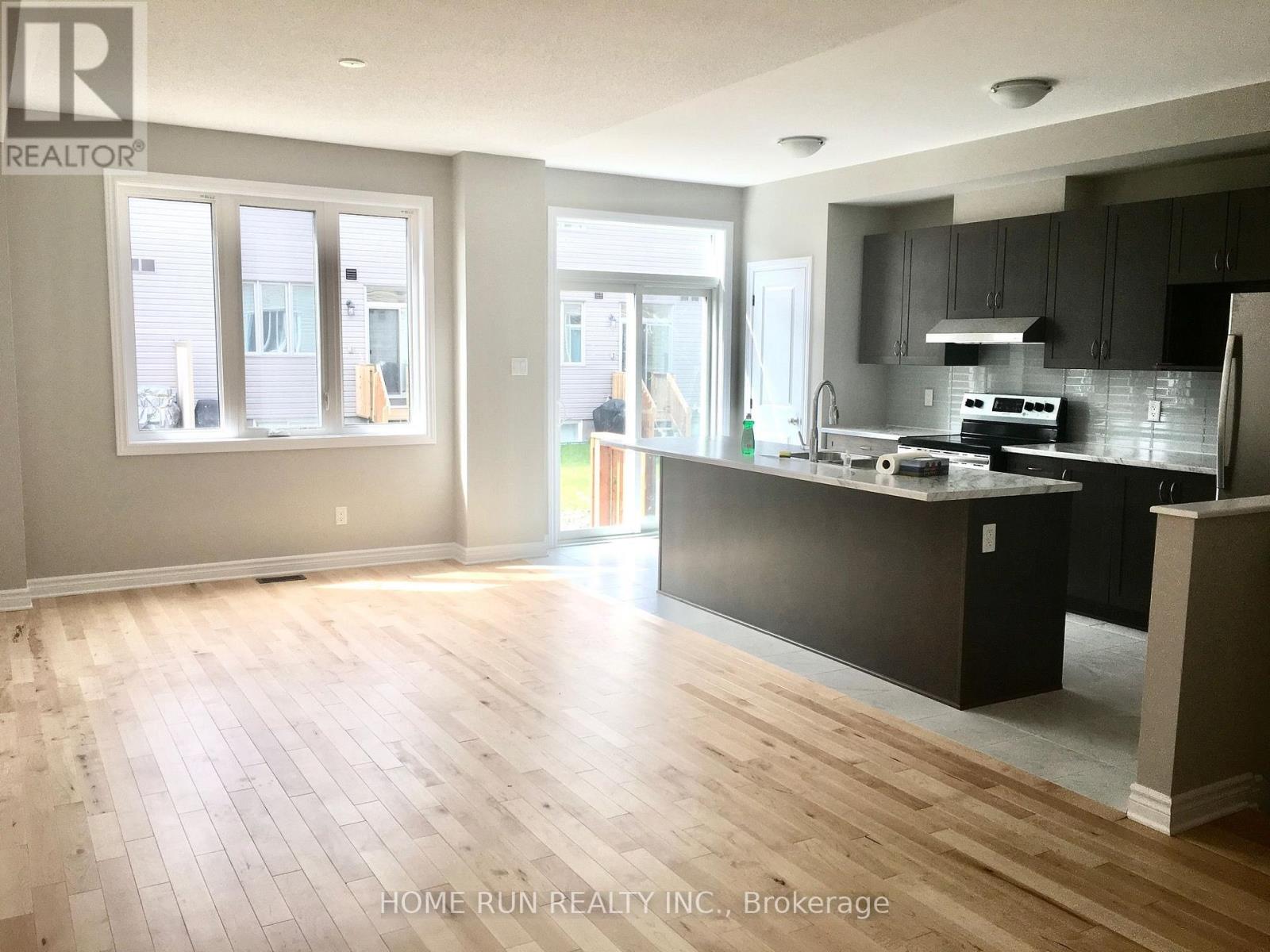 227 Bandelier Way, Ottawa, Ontario  K2S 2J4 - Photo 4 - X13858564