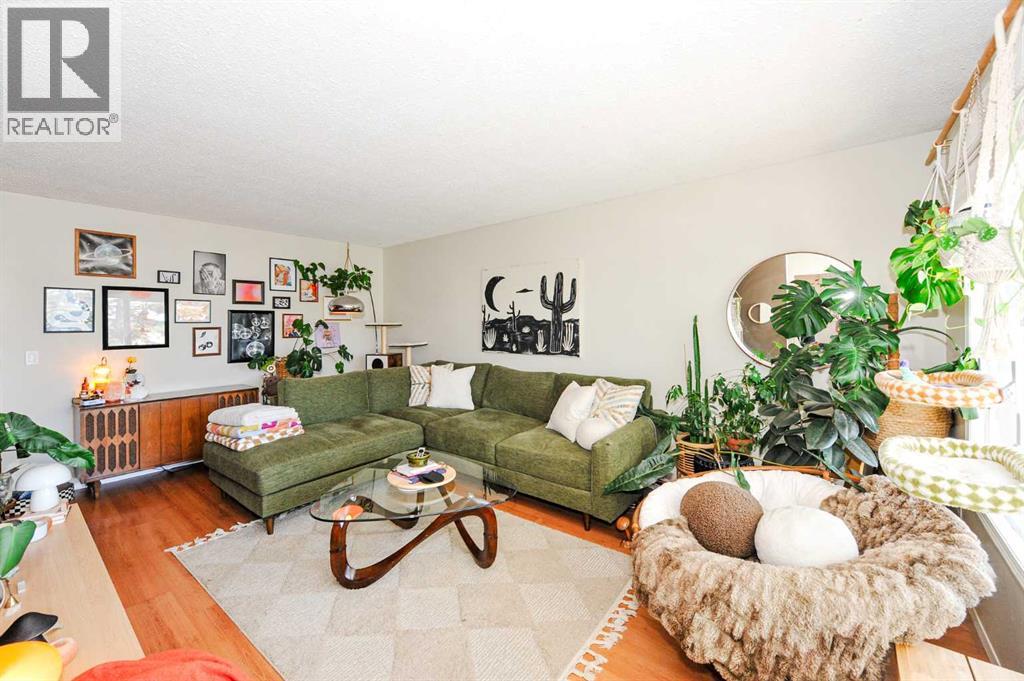 3611b 66a Street, Camrose, Alberta  T4V 3L4 - Photo 7 - A2349649