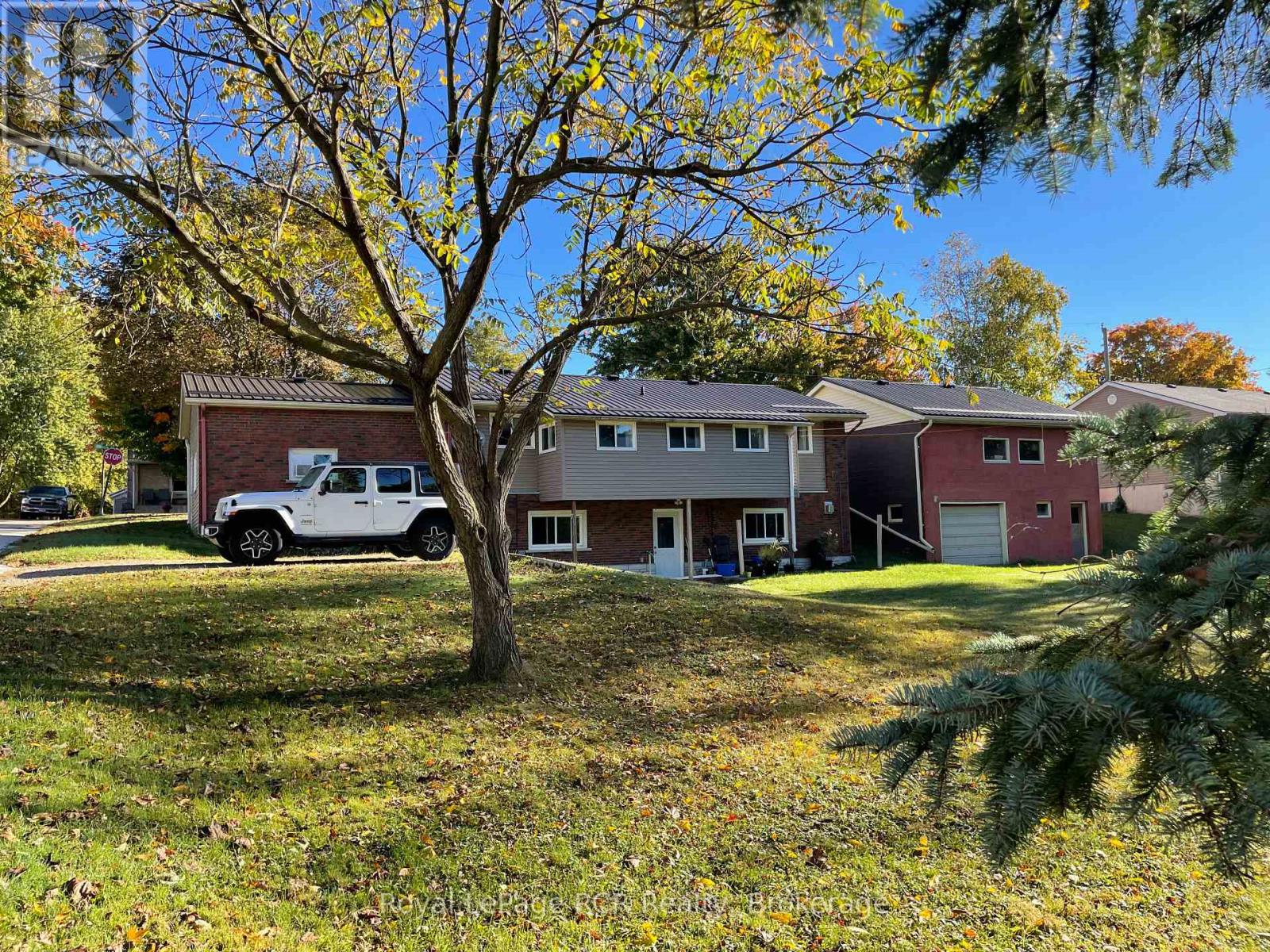 5 STINSON STREET, South Bruce, Ontario