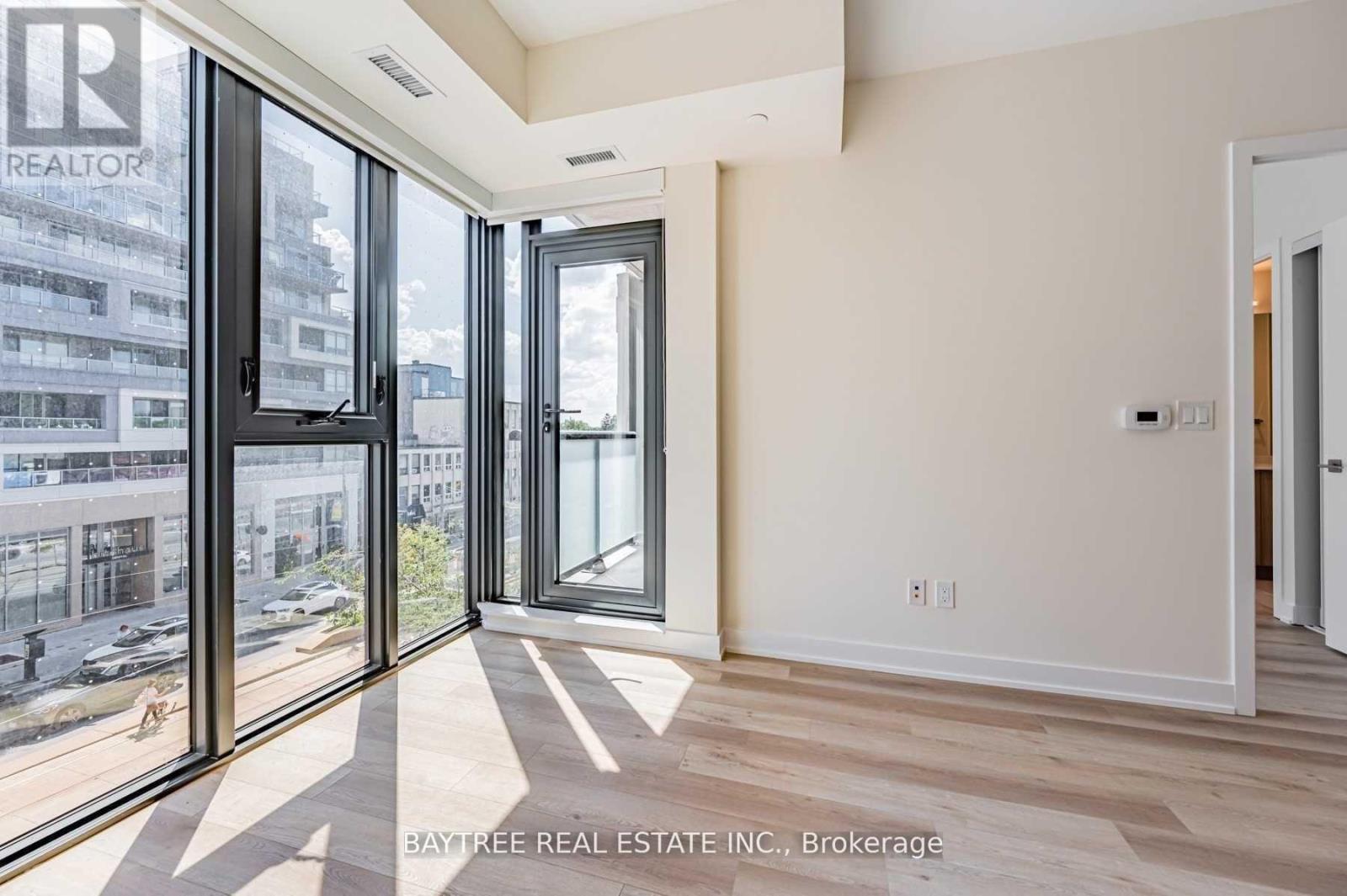 414 - 840 St Clair Avenue W, Toronto, Ontario  M6C 1C1 - Photo 7 - C13858622