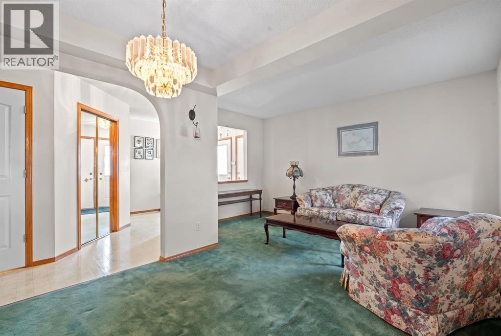 92 Del Ray Close NE, Calgary, Alberta  T1Y 6Y9 - Photo 4 - A2349025