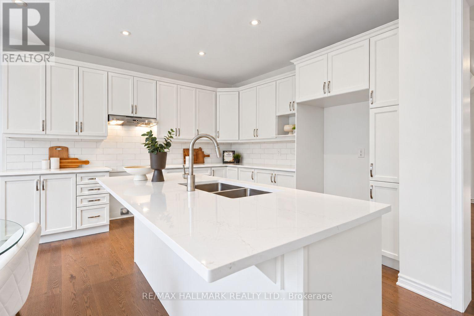 3113 Ireton Street, Innisfil, Ontario  L9S 0R9 - Photo 15 - N13858570