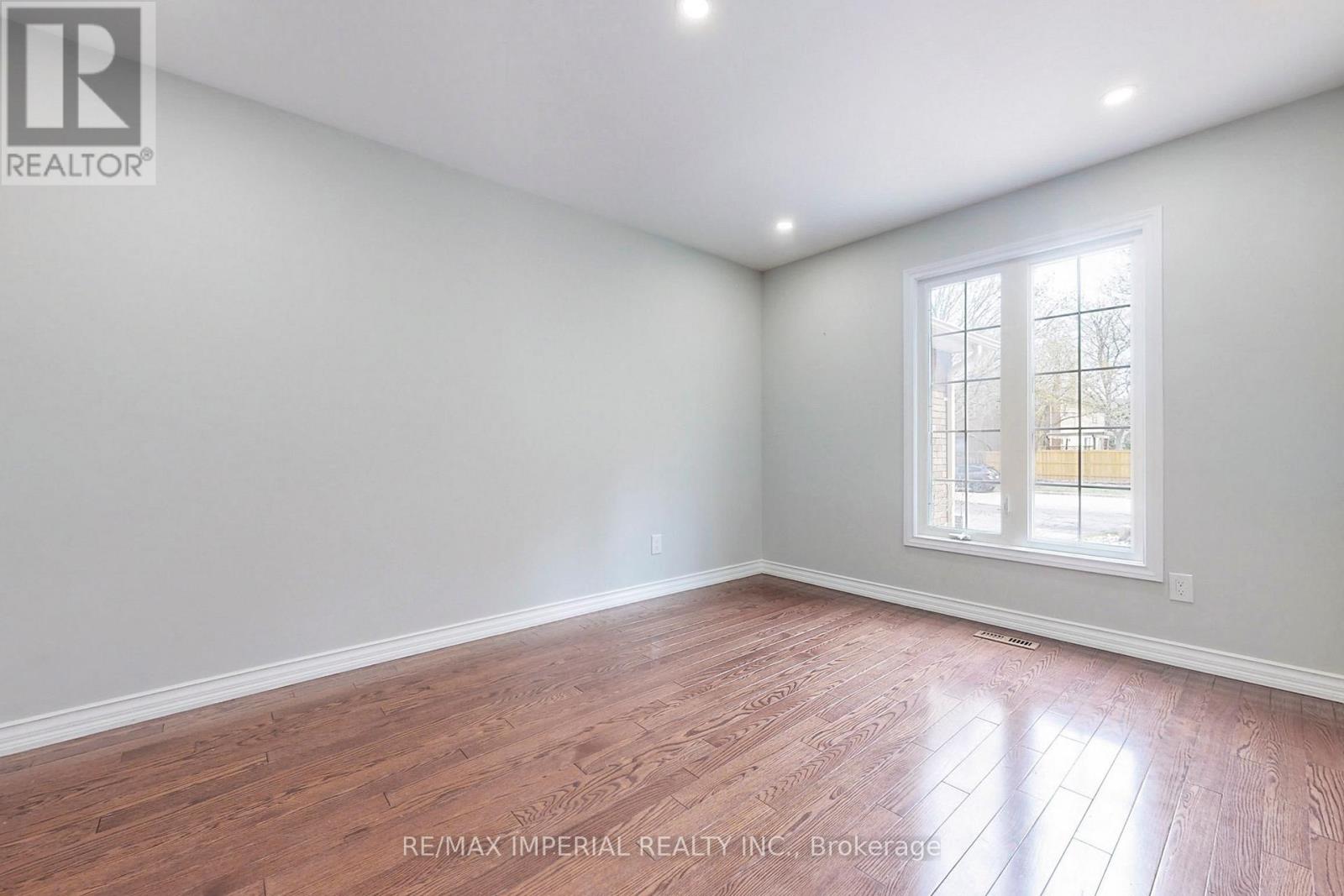 2 Craigleith Crescent, Richmond Hill, Ontario  L4E 2L5 - Photo 24 - N13858602