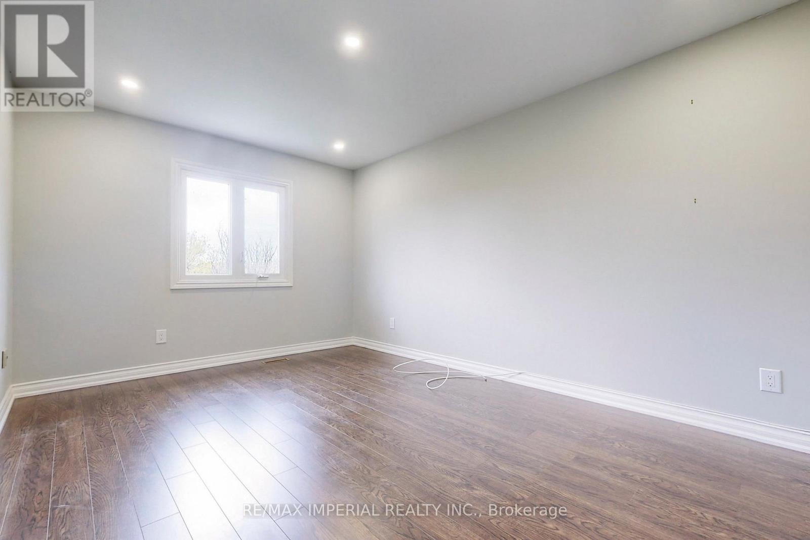 2 Craigleith Crescent, Richmond Hill, Ontario  L4E 2L5 - Photo 26 - N13858602