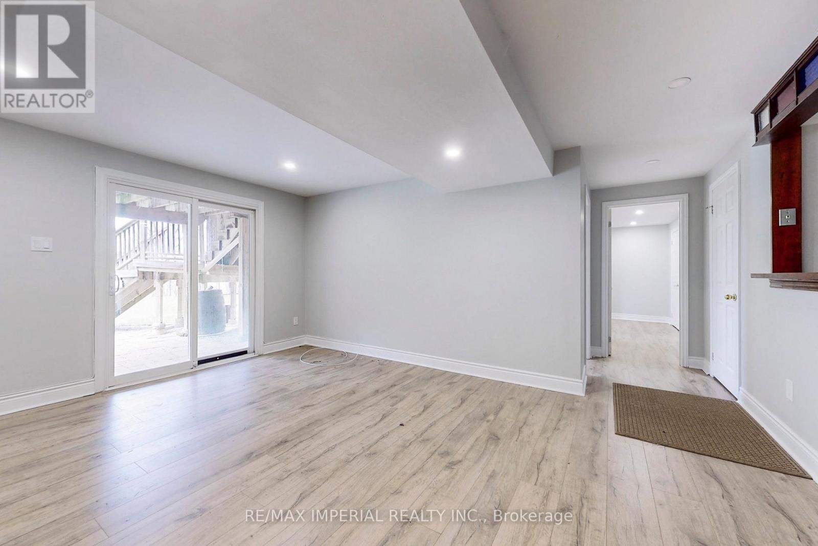 2 Craigleith Crescent, Richmond Hill, Ontario  L4E 2L5 - Photo 34 - N13858602