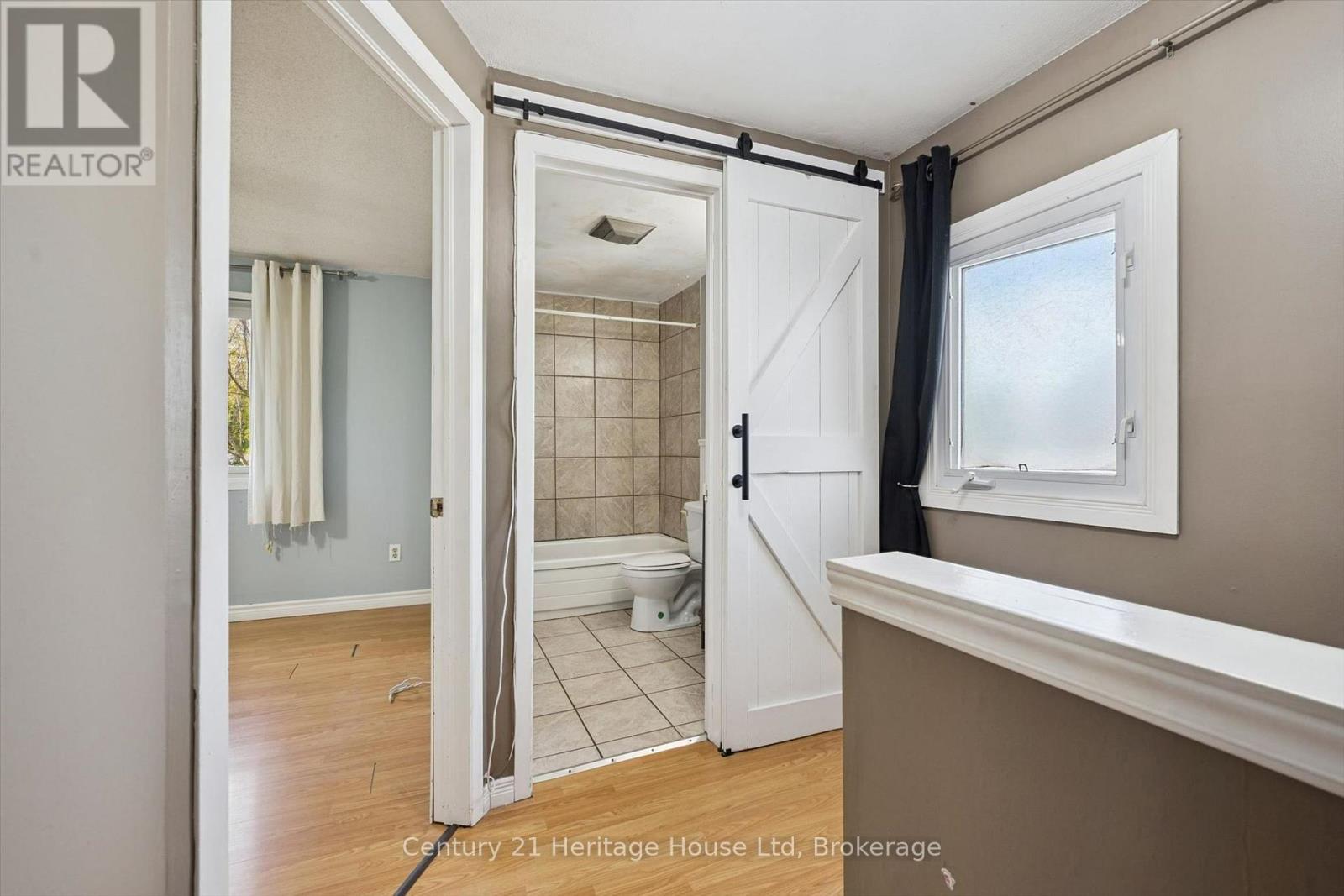 279 Strathallan Street, Centre Wellington, Ontario  N1M 3L6 - Photo 25 - X13836018