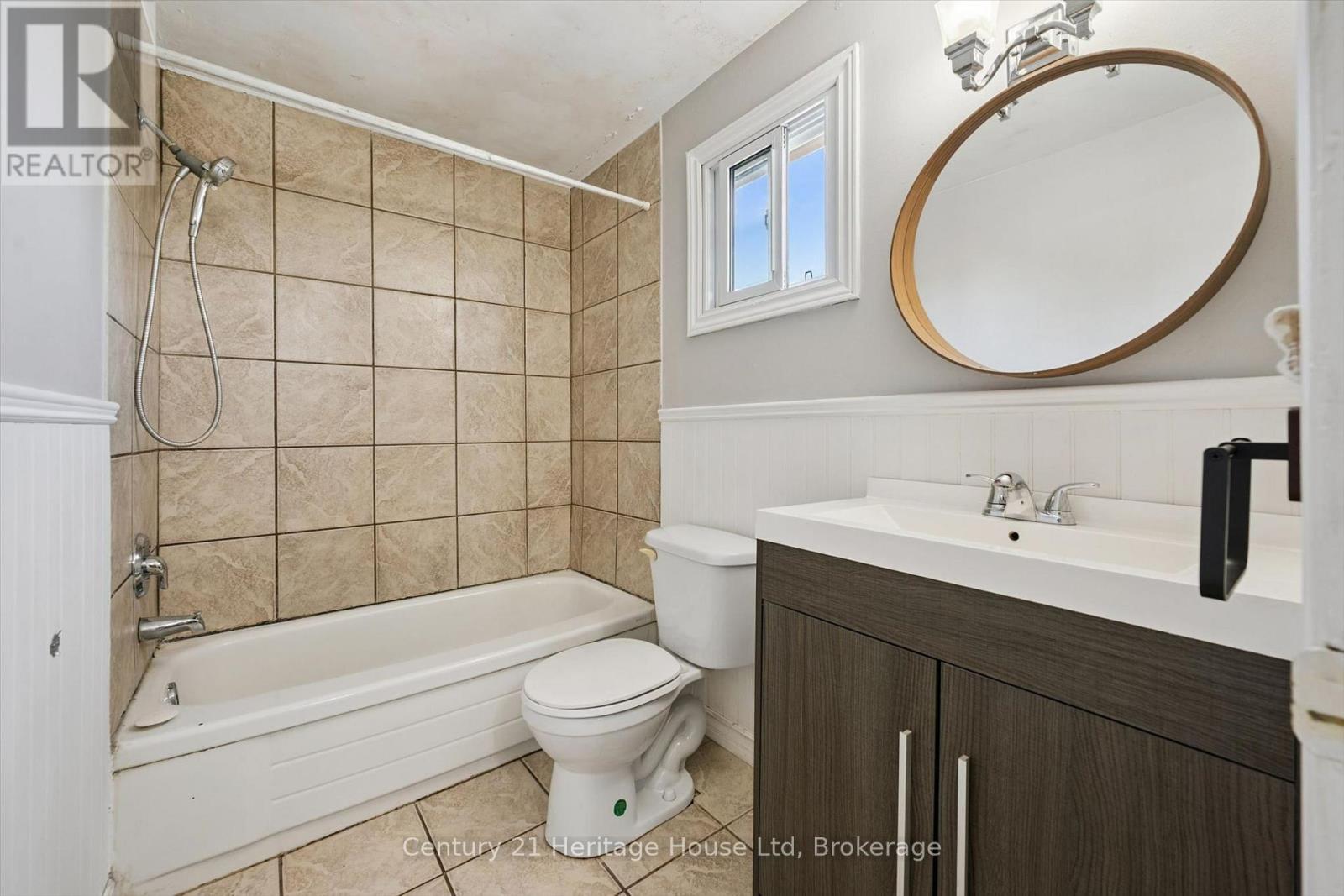 279 Strathallan Street, Centre Wellington, Ontario  N1M 3L6 - Photo 26 - X13836018