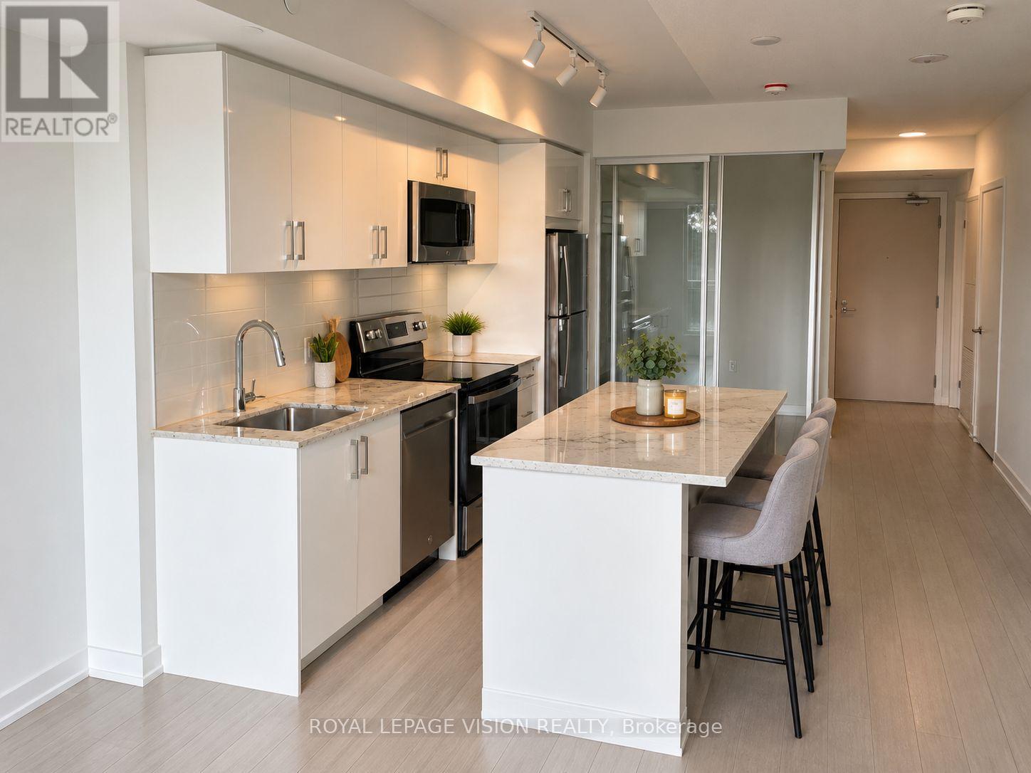 329 - 4010 Eglinton Avenue W, Toronto, Ontario  M9A 0G5 - Photo 3 - W13858562