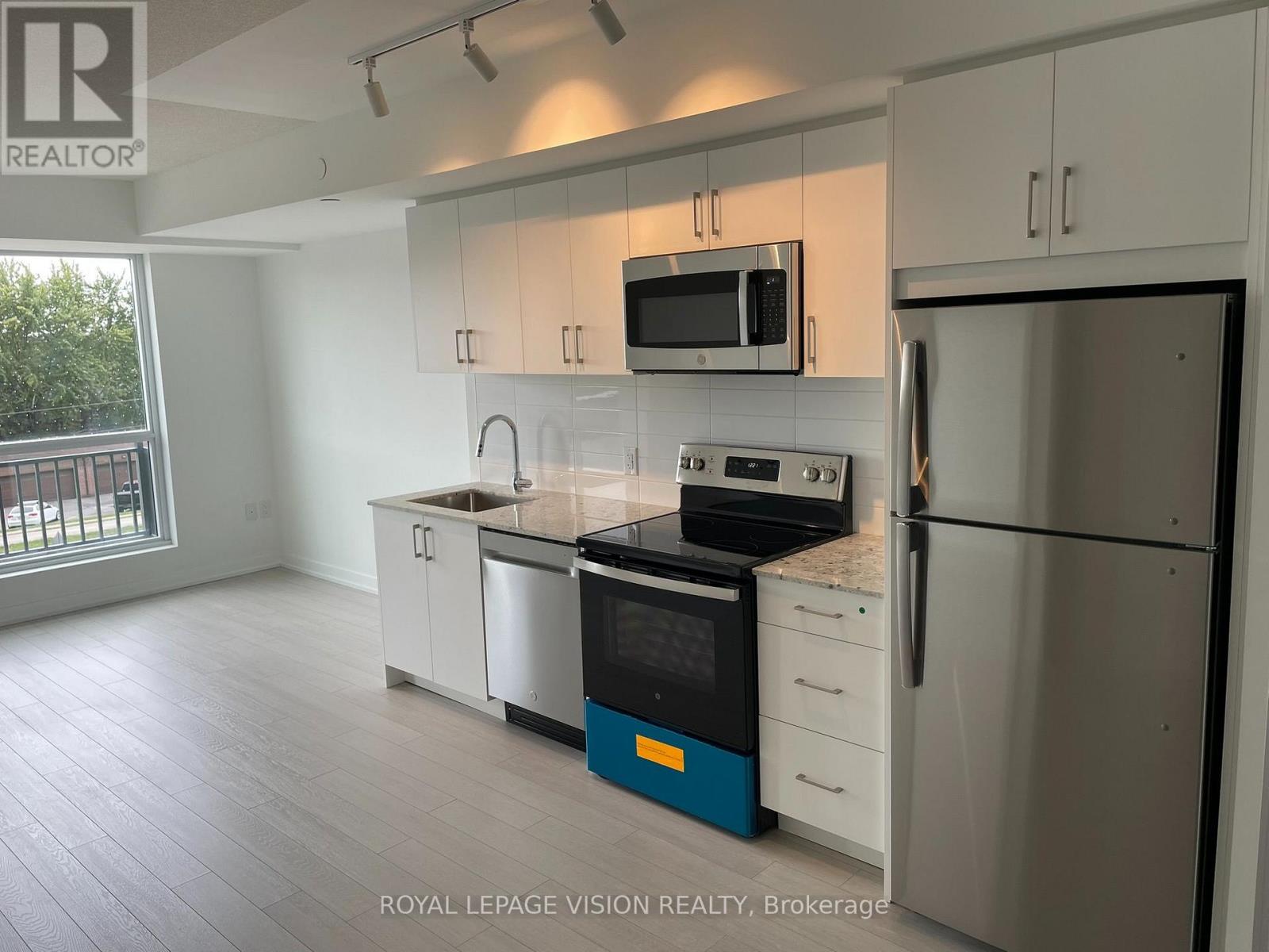 329 - 4010 Eglinton Avenue W, Toronto, Ontario  M9A 0G5 - Photo 8 - W13858562