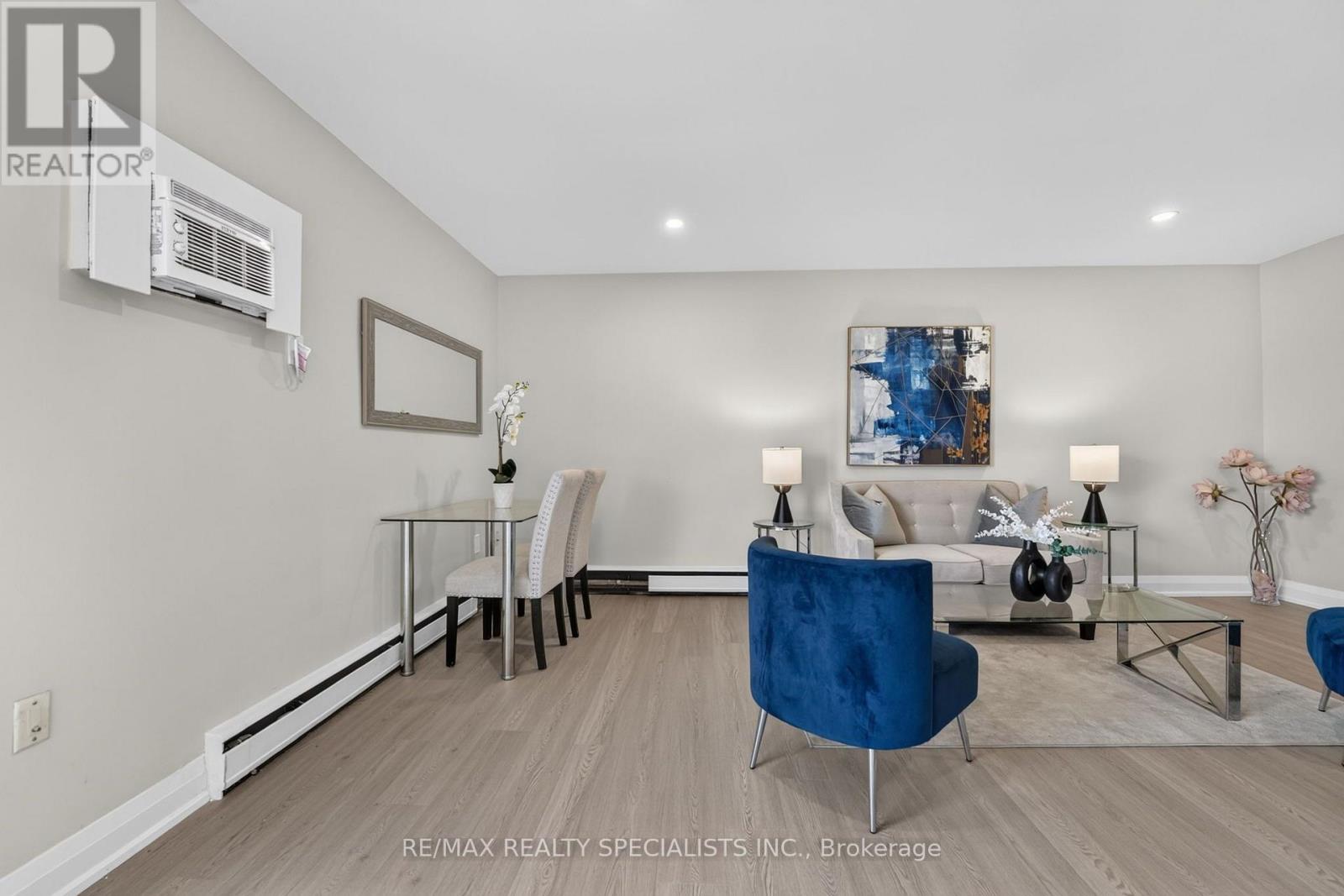 33 - 426 Queenston Street, St. Catharines, Ontario  L2P 2Y2 - Photo 2 - X13858568