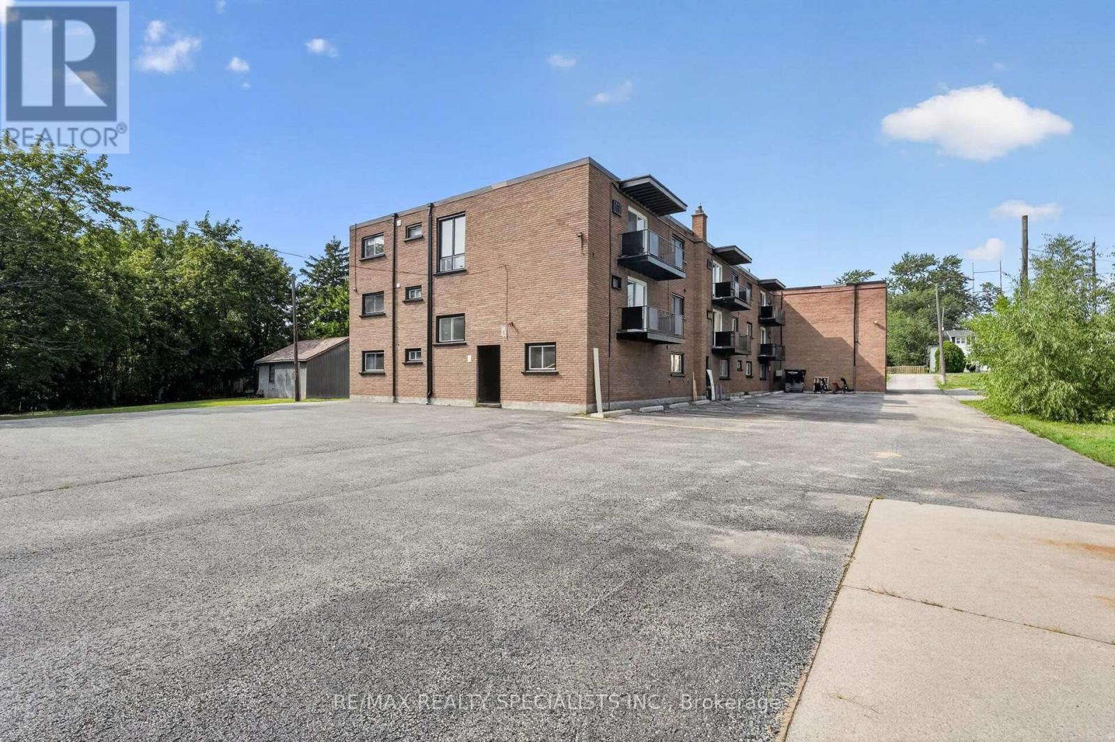 33 - 426 Queenston Street, St. Catharines, Ontario  L2P 2Y2 - Photo 34 - X13858568